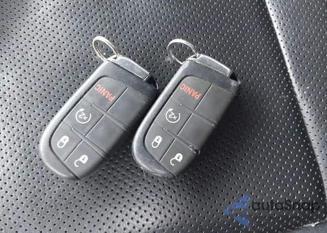 2020 Jeep Compass Limited 4X4 from USA, damaged, VIN 3C4NJDCB6LT157031